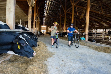 ACORN's 2024 Tour de Farms