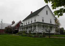 Emergo Farm Bed and Breakfast 